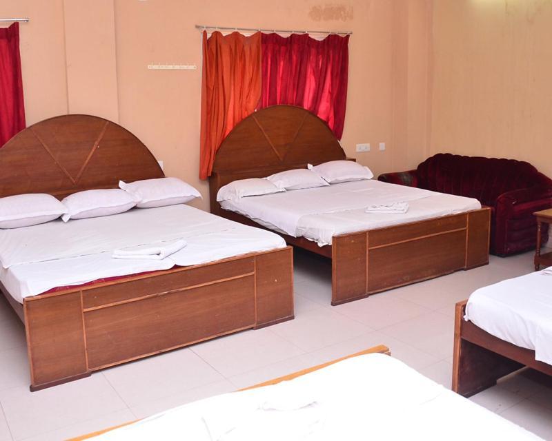 Hotel Soorya International Pondicherry Exteriör bild